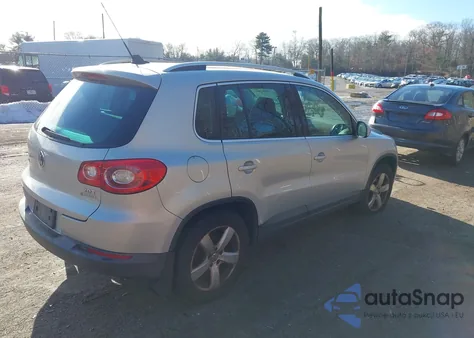 2010 Volkswagen Tiguan Wolfsburg Edition from USA, damaged, VIN WVGBV7AX9AW514583